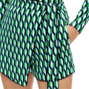 NWT! Side Wrap Arrow Geo Green Mini Skort - DVF x Target - Size small